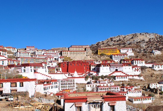 Ganden Monastery Day Tour in Tibet