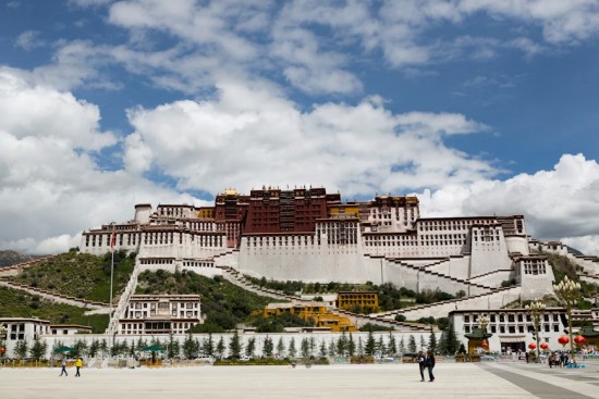 Kathmandu to Lhasa Overland Tour Via Everest Base Camp